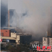 青島華潤萬象城建筑工地發(fā)生火災(zāi) 系建筑垃圾著火